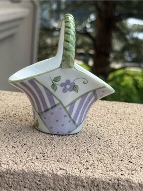 Andrea by Sadek Porcelain Basket Floral patchwork White Green Purple Trinket